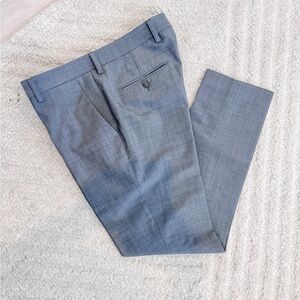 Like New! Men’s Express Flat Front Grey Dress Pant -Size 28x30